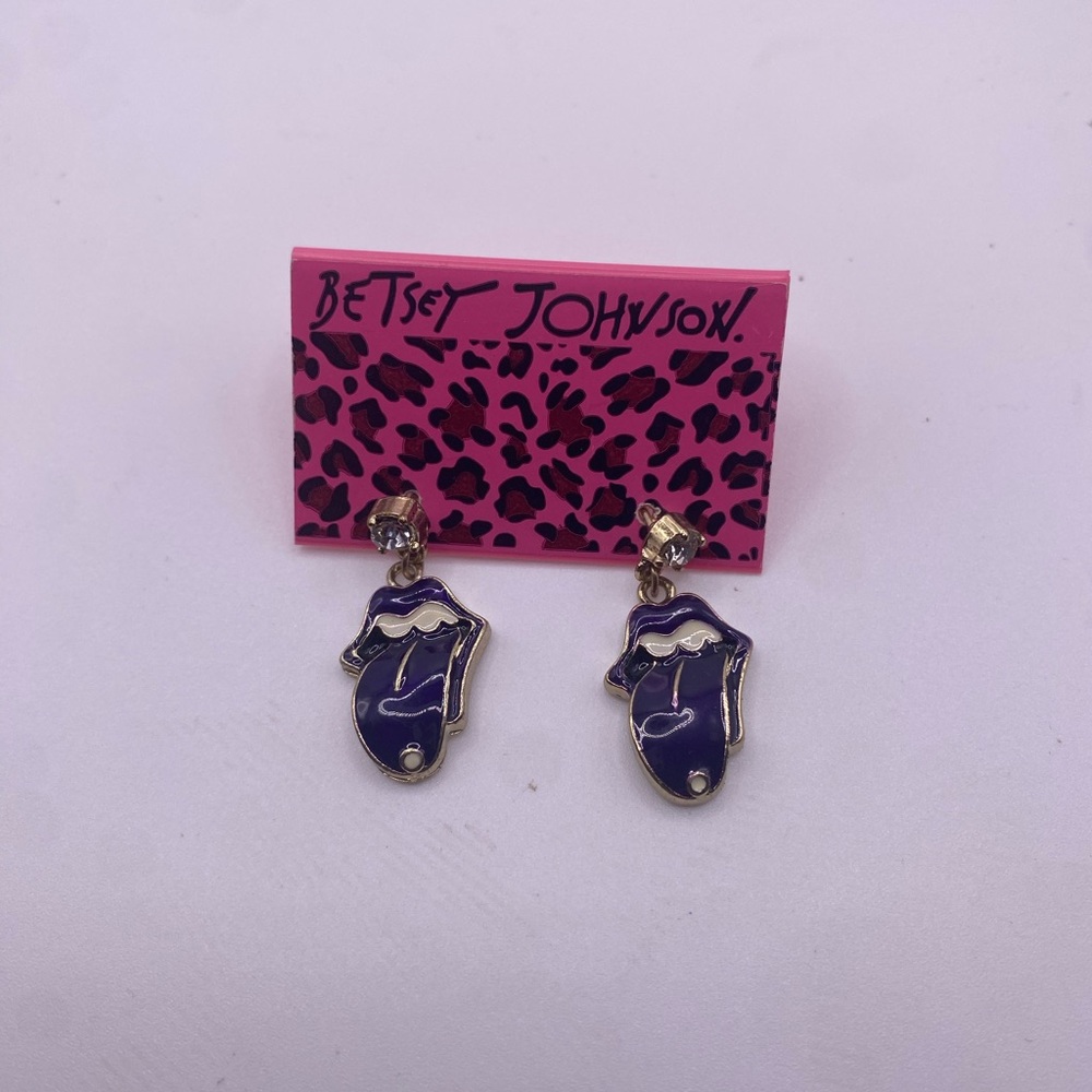 2/$25 Betsey Johnson Vintage Purple Lip Earrings